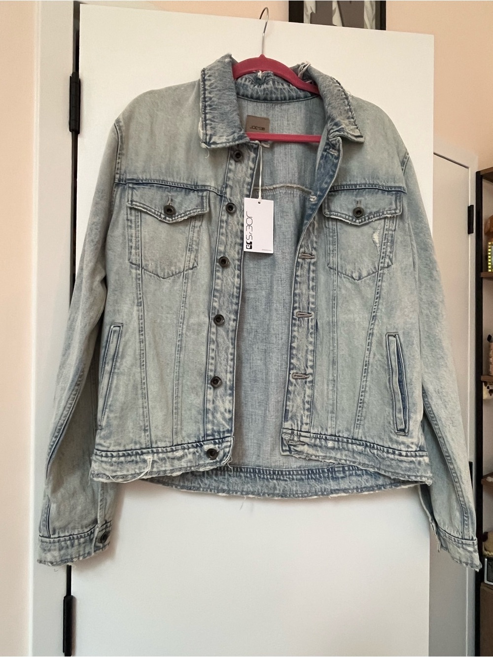 Joes Men’s NWT distressed Jean jacket M